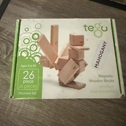 Tegu Magnetic Wooden Blocks – Discovery Set (26 Piece) – Mahogany