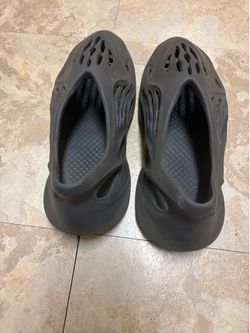 Adidas Yeezy foam runners size 9