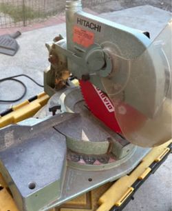 Hitachi 10” Saw It has a new blade