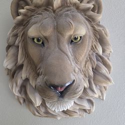 Lion Wall Decor.
