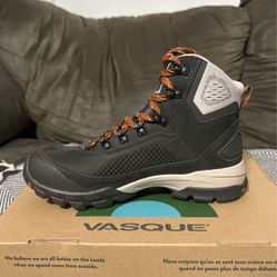 Women Hiking Boots