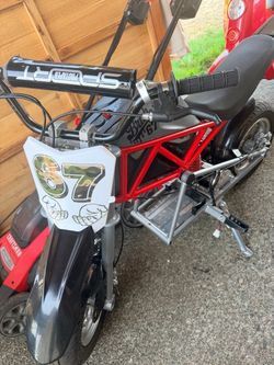Razor electric bike Rsf650 36v need battery