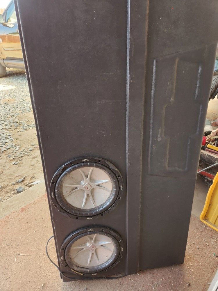 Single Cab Ported Box With Two Kicker 10s $190