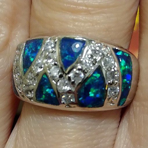 Beautiful New Opal Ring Size 5! 💍