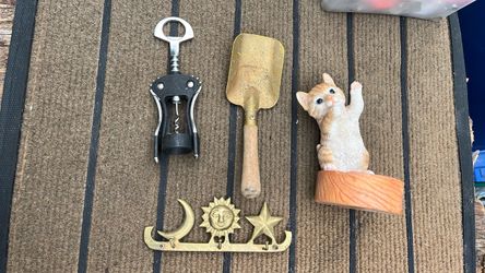 Misc Lot – Corkscrew, Trowel, Key Hook, Cat Figurine