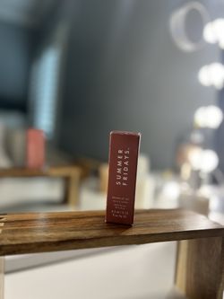 Summer Friday Lip Oil