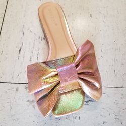 Bamboo Women Large Butterfly Bow  Multicolor Gold  Flat Sandals NWT