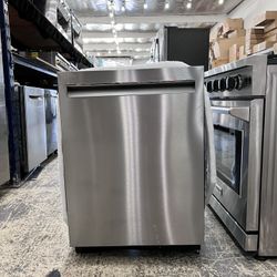 NEW- JENNAIR TRIFECTA™ POCKET-HANDLE DISHWASHER 24"