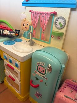 CoComelon Kids Play Kitchen Set