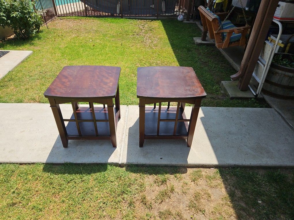 2 End Tables