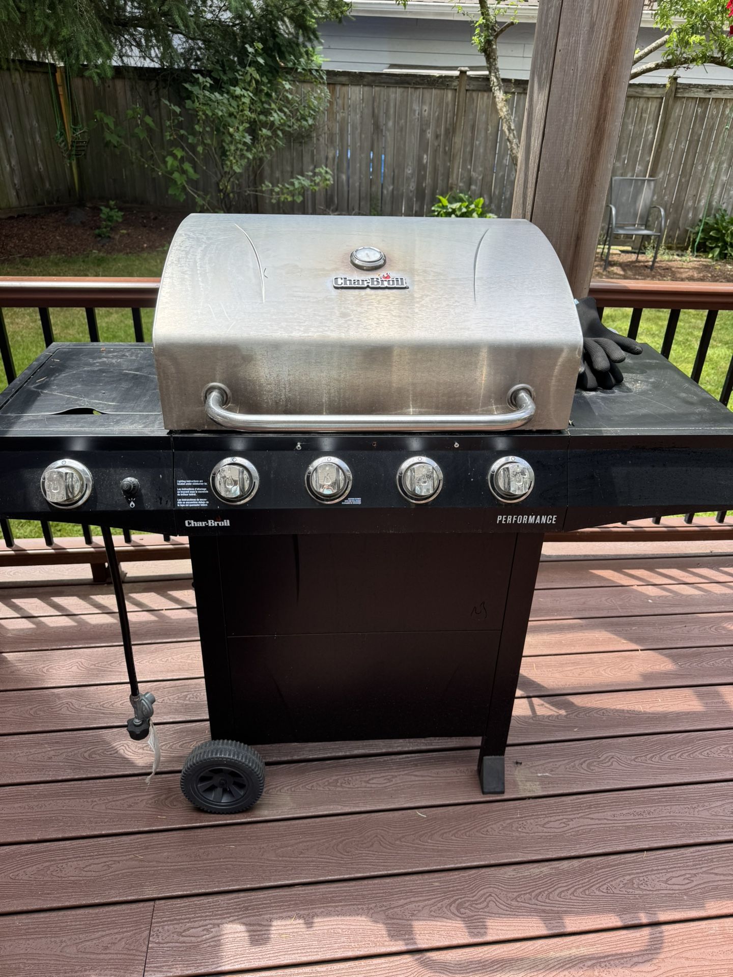 Charbroil Barbecue