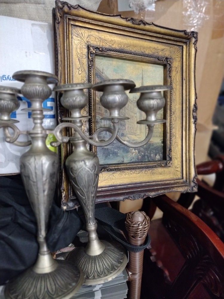 Antique And Vintage Furniture Items