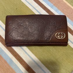 Leather Gucci Wallet 