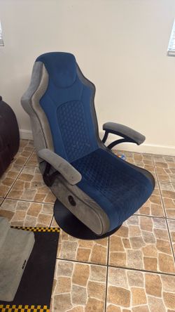 Gaming chair