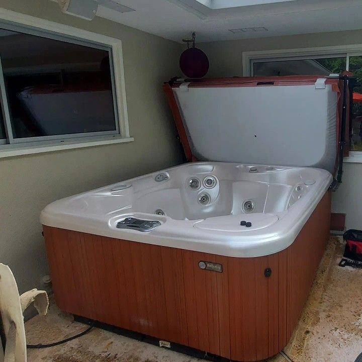 Spa Hottub Jacuzzi