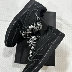AIR JORDAN 1 LOW OG BLACK PHANTOM