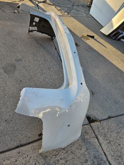 Chrysler pacífica rear bumper Oem