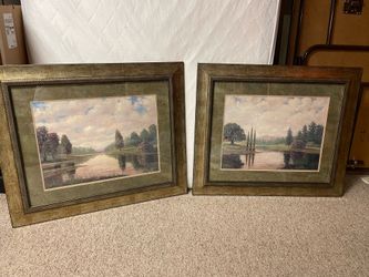 Set of hanging wall art