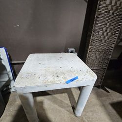 Heavy Duty Table 22x25