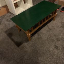 Solid Oak End/Coffee Table In Excellent Condition   