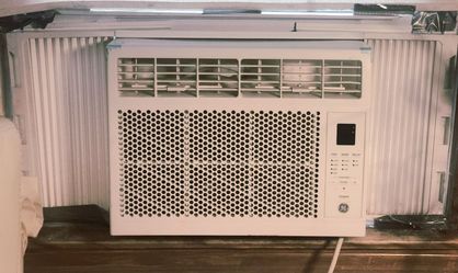 GE WINDOW AC UNIT AIR CONDITIONER  6000 BTU