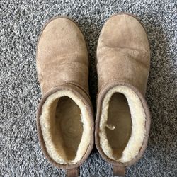 REAL UGG Chesnut Loafers
