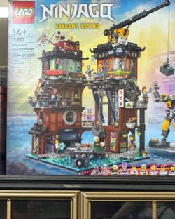NEW NINJAGO® City Workshops 71837