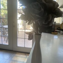 Gray Roses 
