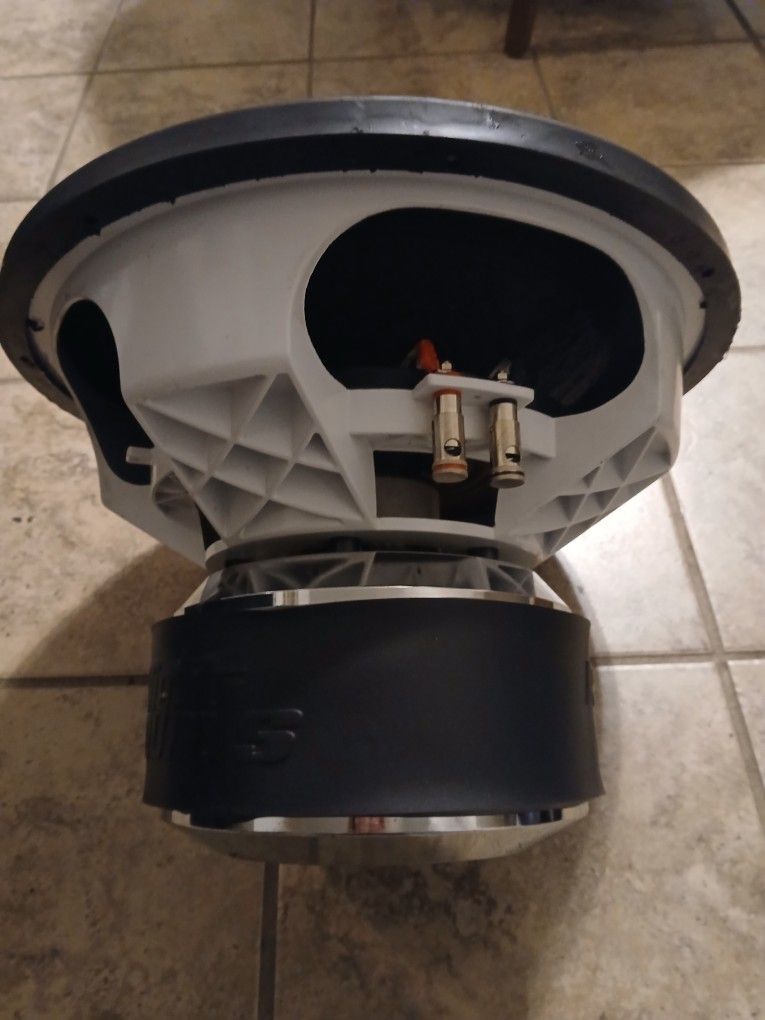 Resilient Sounds Platinum V1 15 Dual 1ohm