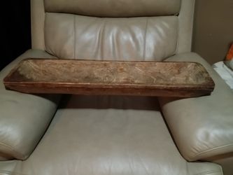Mango wood centerpiece