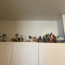 Statues 