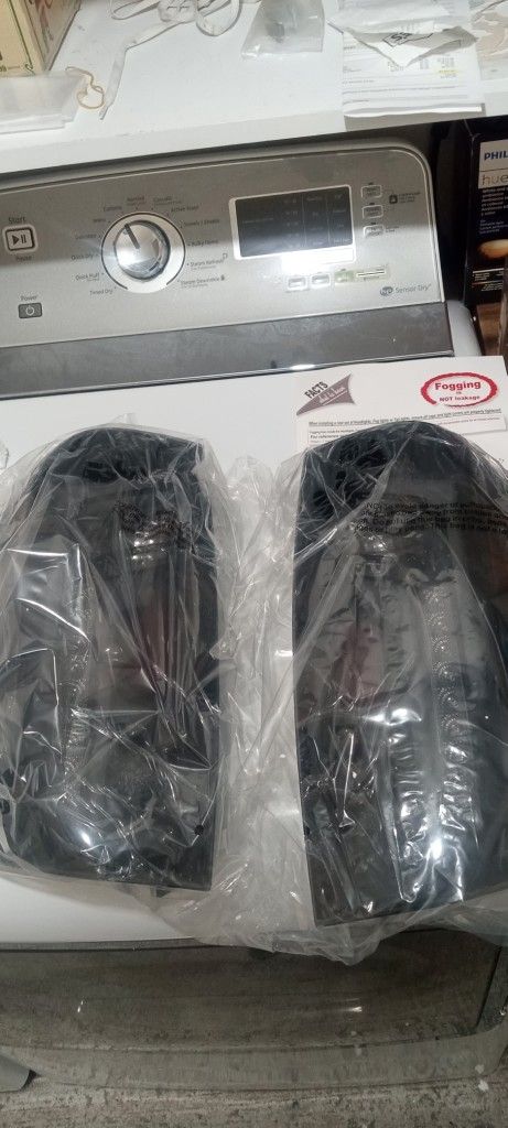 Toyota Tundra LED Tail Lights