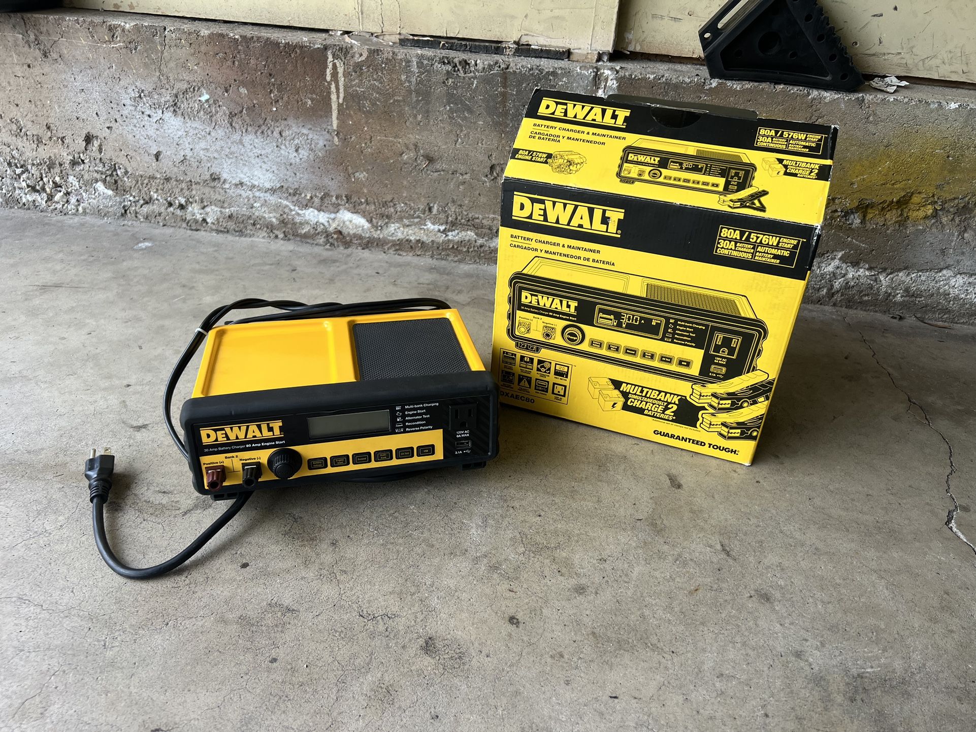 Dewalt Battery Charger And Maintainer