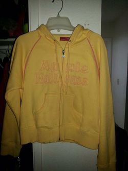 Apple bottom sweater