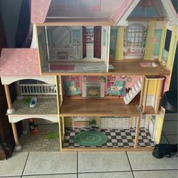 Play House Para Ninas Con Todo Y Juguetes En Buenas Condiciones