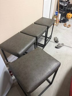 Set of 4 Gray Faux Leather Bar Stools
