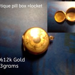 Vintage   1/20 12 K Gold Pill Box / Locket 