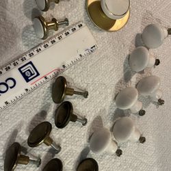 15 Drawer Pulls