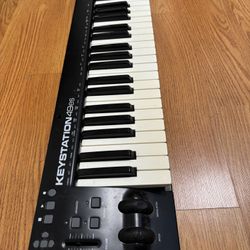 M-Audio Keystation49es Midi Keyboard