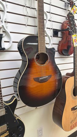 Yamaha guitar
