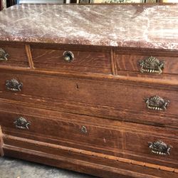 Antique Tiger Wood Oak dresser with marble top 50” w x 31.5” h x 21.75” d Beautiful Handles