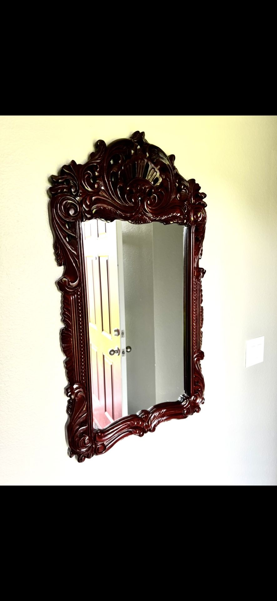 Royola Pacific Mirror