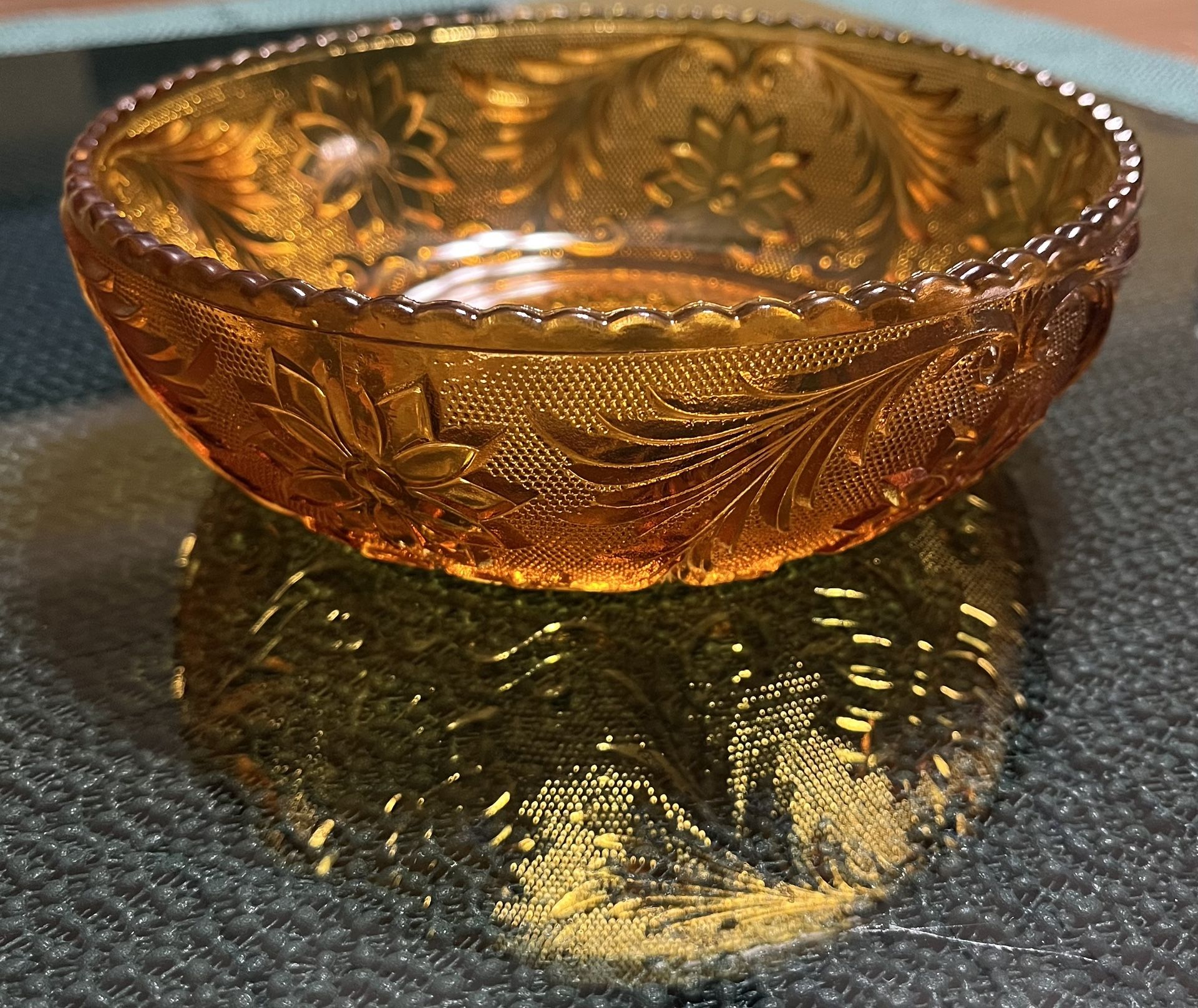 Vintage Tiara Indiana Glass Amber Sandwich 6.5” Sawtooth Edge Bowl
