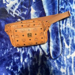 Aren Crossbody In Visetos MCM 