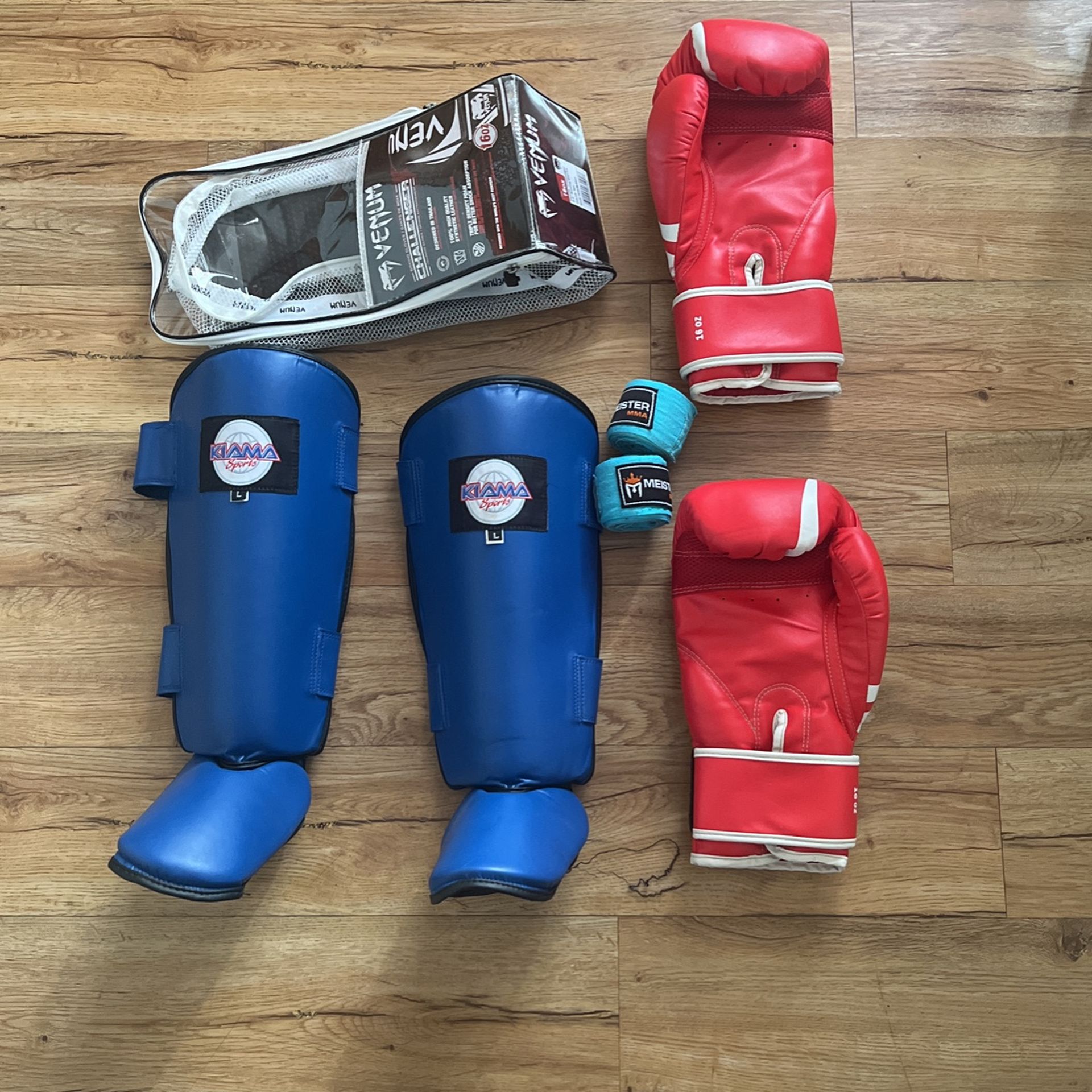Boxing/MMA Gear