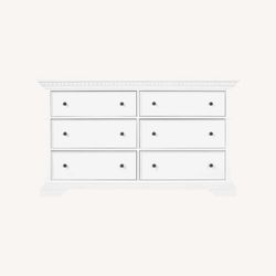 Raymour & Flanigan Angelina dresser