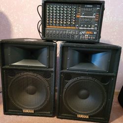 Yamaha Power Speaker With 15" Speakers