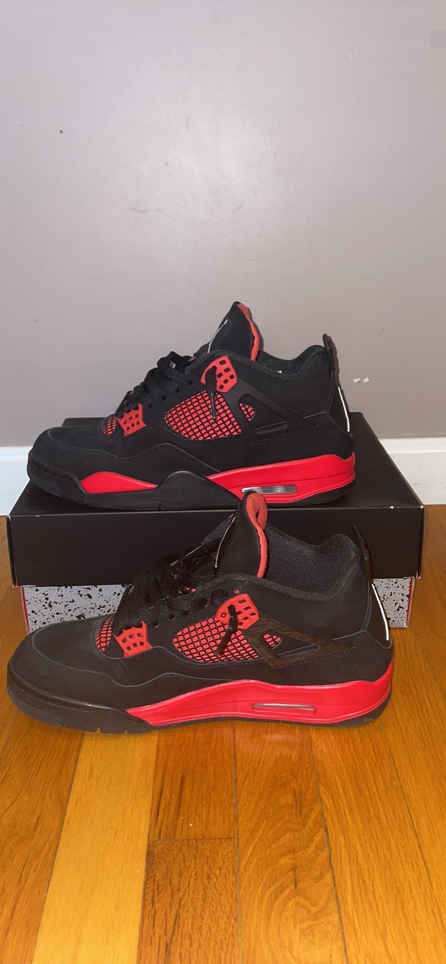 Jordan 4 Red Thunders