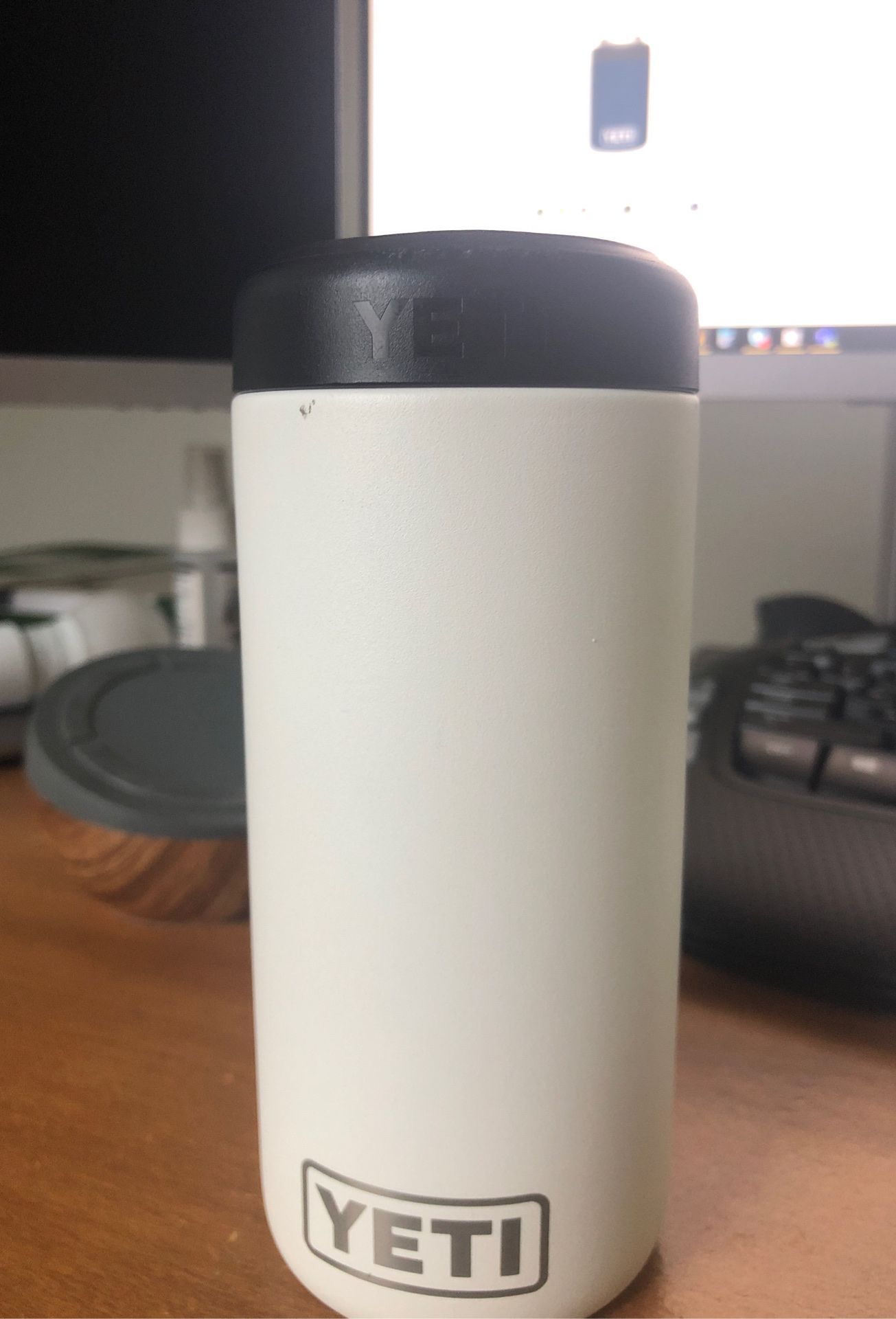 Yeti rambler 12 oz Colster for slim cans