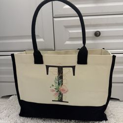 Big ‘T’ tote bag 